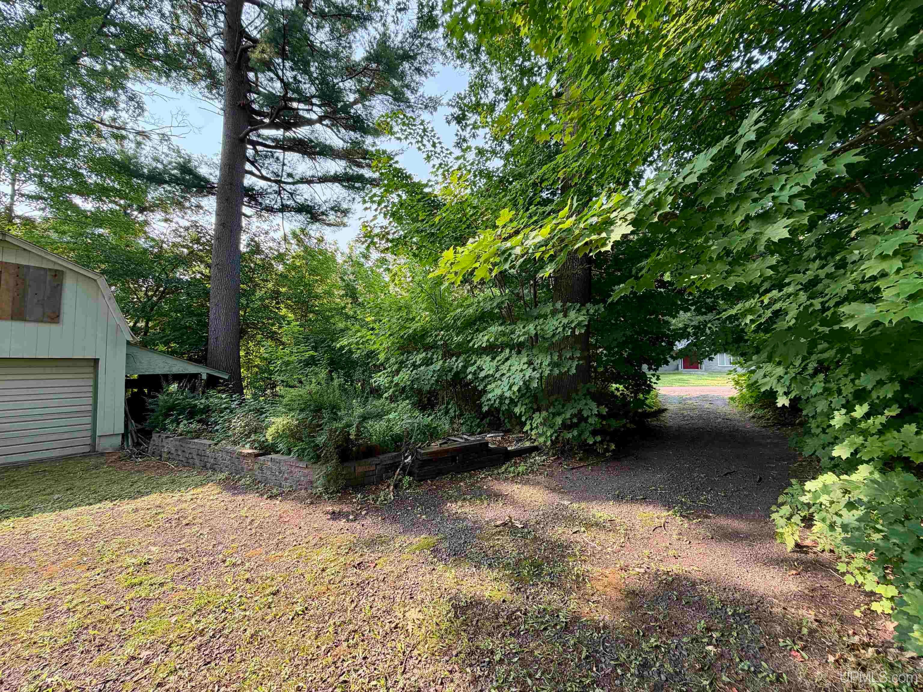 22175 Ridge Road Houghton, MI 49931 - Photo 23 of 33 Gallery Image 23