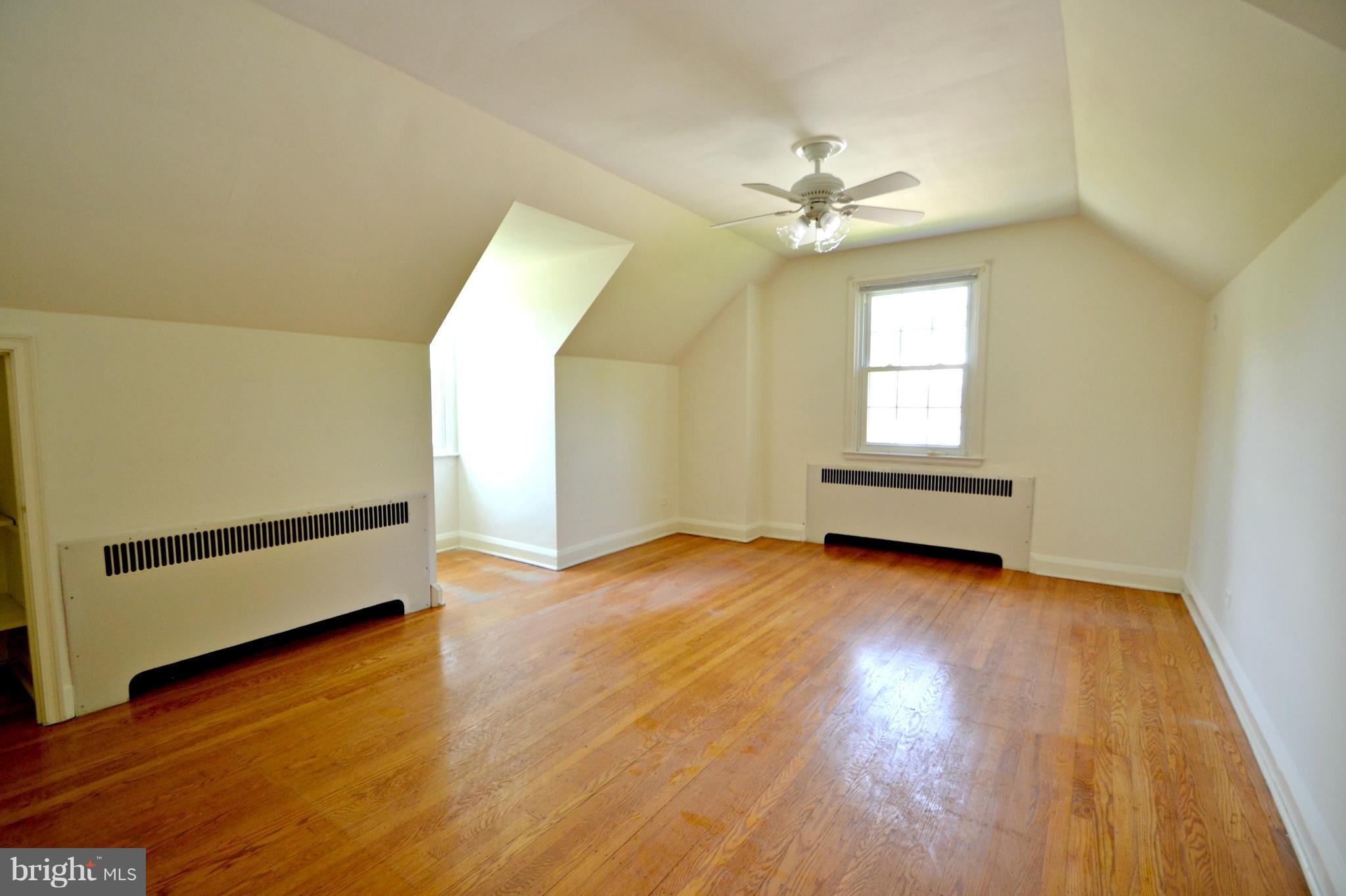 310 Alabama Road Towson, MD 21204 - Photo 16 of 25 Bedroom