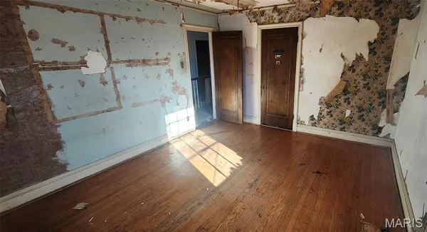 $165,000 | 6025 West Cabanne Place, St. Louis, MO 63112