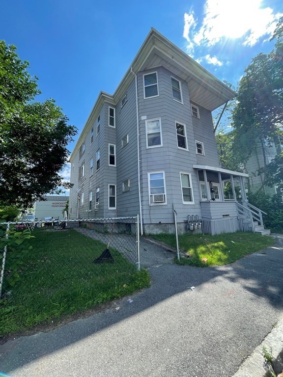 30 South Street Worcester, MA 01604 - Photo 5 of 21