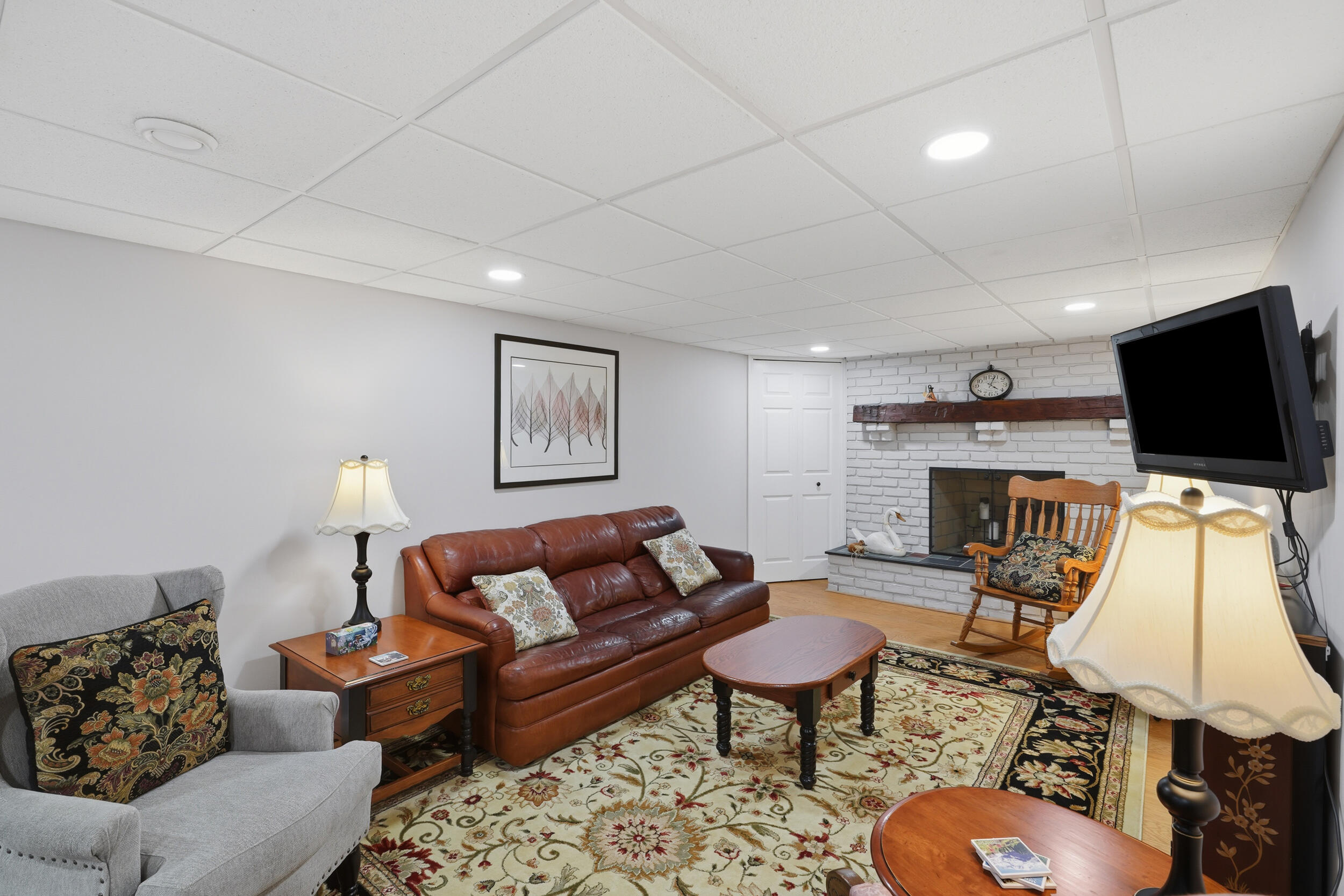 615 Elizabeth Street Rochester, MI 48307 - Photo 27 of 60 31_615 elizabeth st-31
