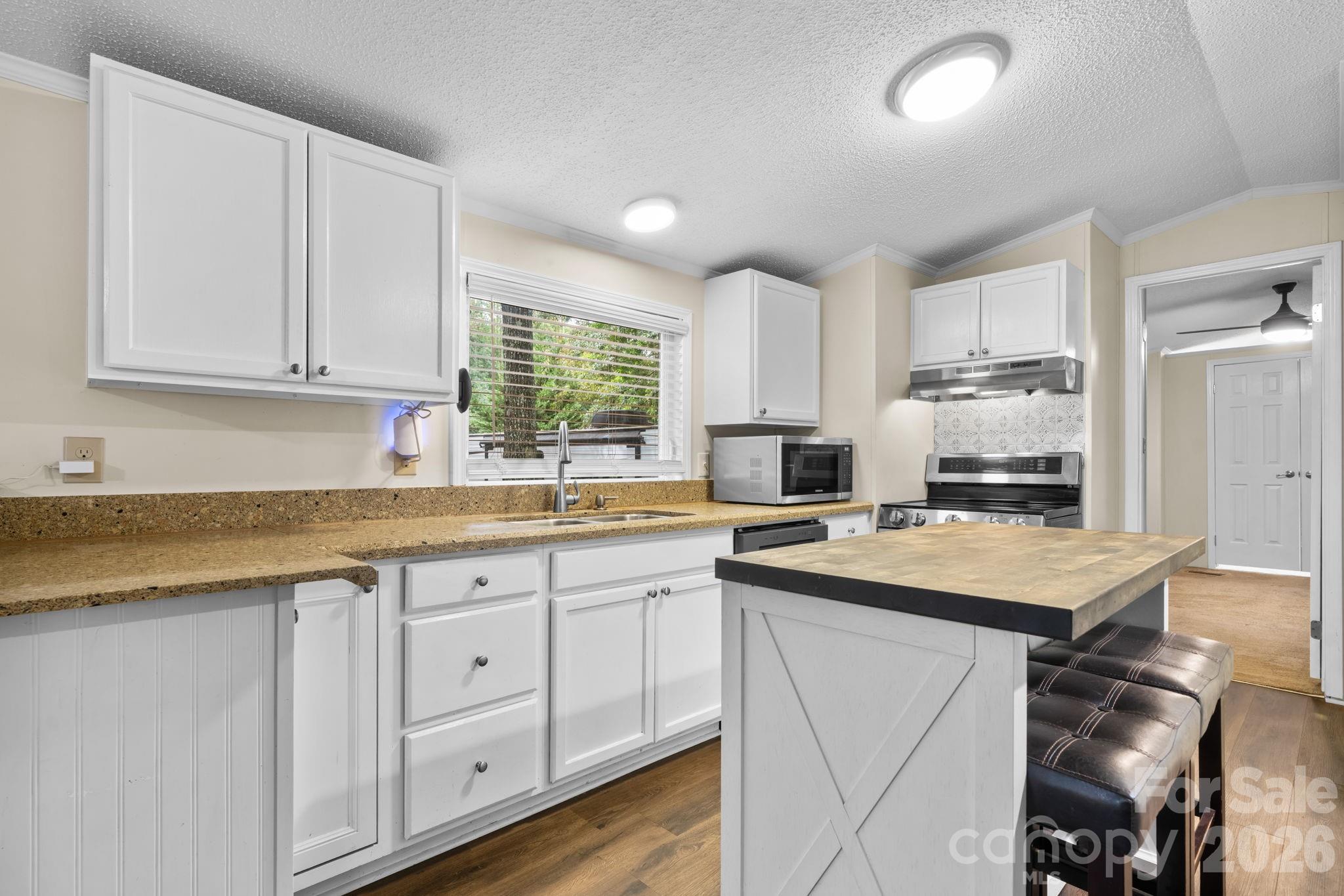 4838 Lakota Way Road Maiden, NC 28650 - Photo 8 of 44 Gallery Image 8