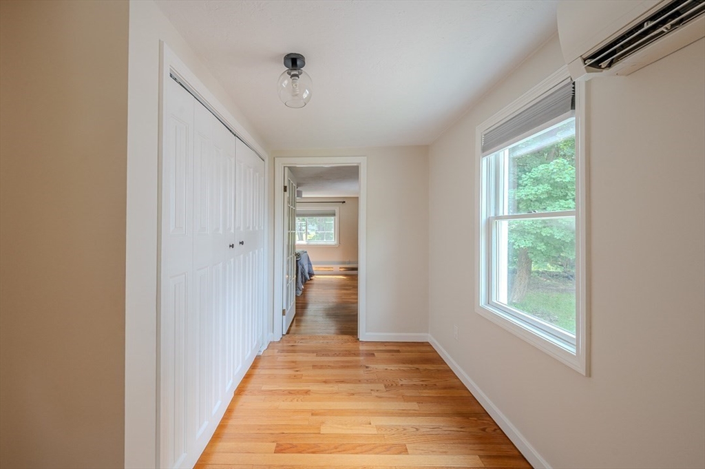 10 Richards Road Weymouth, MA 02189 - Photo 23 of 40
