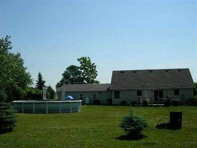 8290 North Th Decatur, IN 46733 - Photo 2 of 6