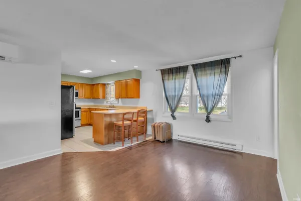 $199,900 | 2107 Pueblo Drive, Kendallville, IN 46755