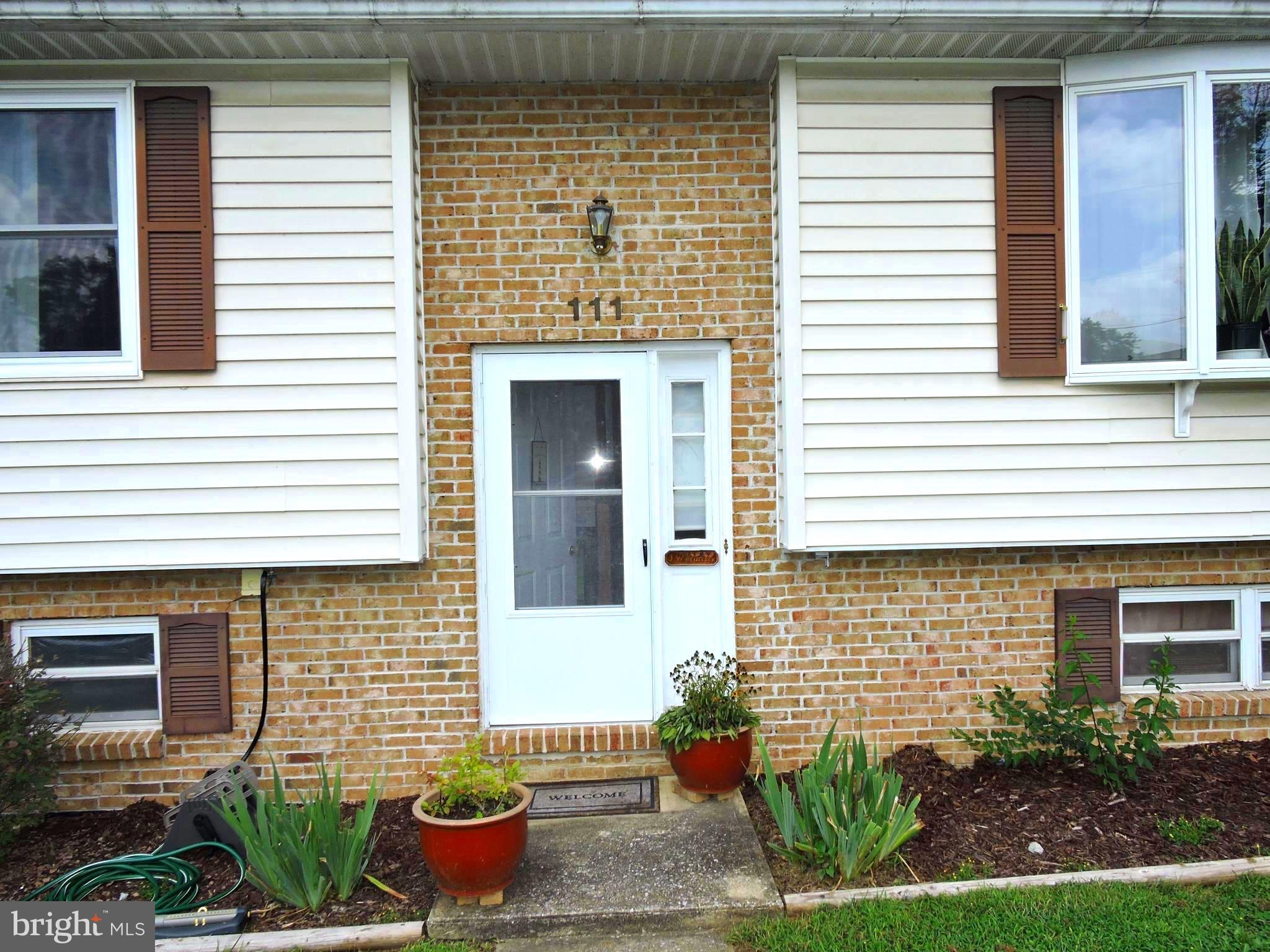 111 East Fourteenth Avenue Ranson, WV 25438 - Photo 3 of 26 Welcome to 111 E 14th Ave. Come on in!
