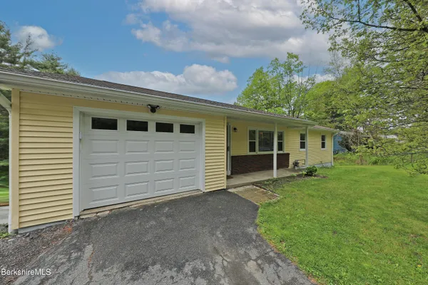 $550,000 | 870 East Street, Lenox, MA 01240