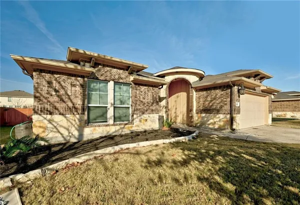 $1,800 | 119 Legends Of Hutto Trail, Hutto, TX 78634
