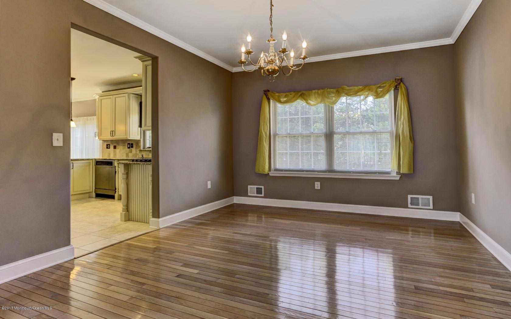 5 Bailey Road Aberdeen, NJ 07747 - Photo 17 of 27 Dining Room