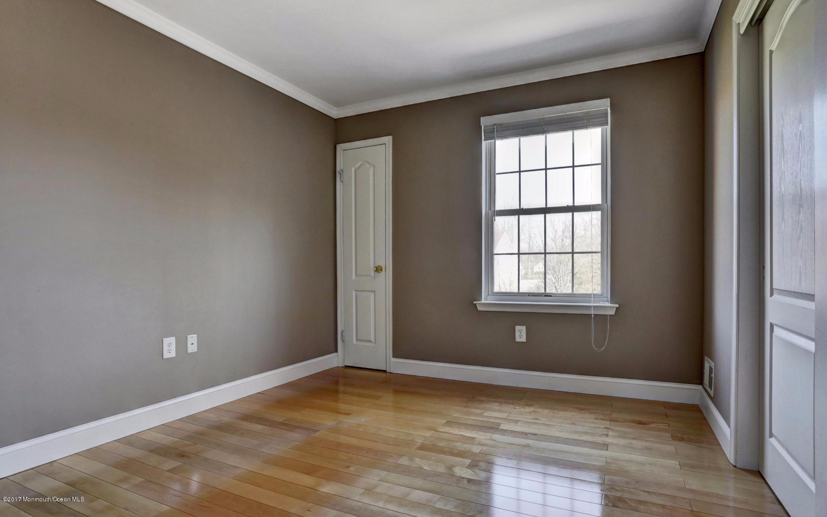 5 Bailey Road Aberdeen, NJ 07747 - Photo 22 of 27 Bedroom