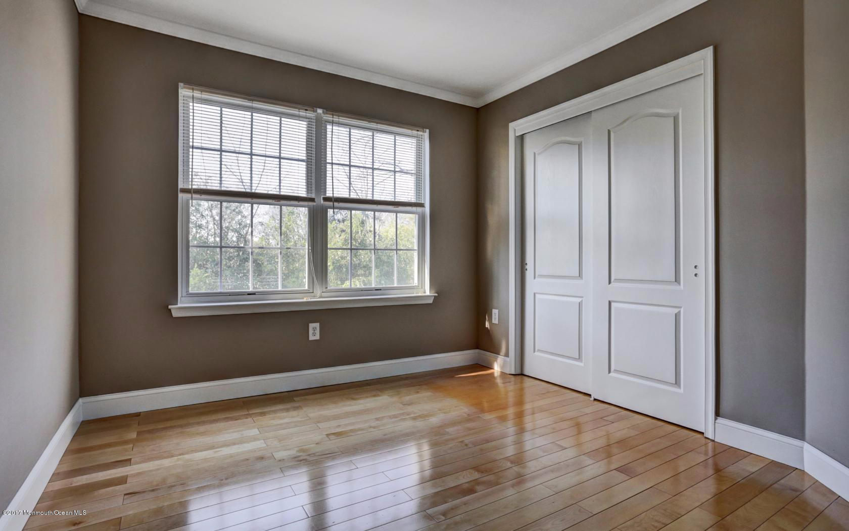 5 Bailey Road Aberdeen, NJ 07747 - Photo 23 of 27 Bedroom (2)