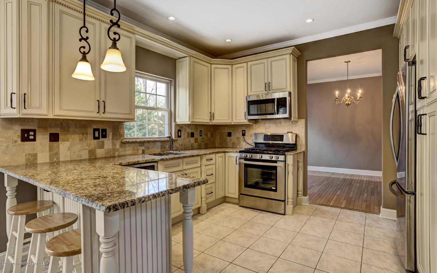 5 Bailey Road Aberdeen, NJ 07747 - Photo 6 of 27 Kitchen (2)