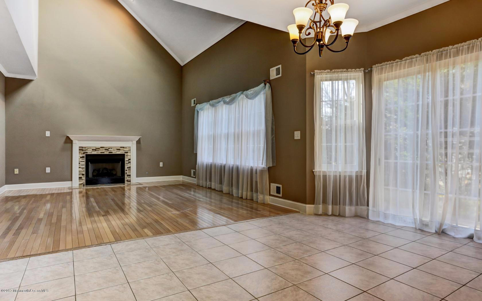 5 Bailey Road Aberdeen, NJ 07747 - Photo 10 of 27 Breakfast Area-Family Room