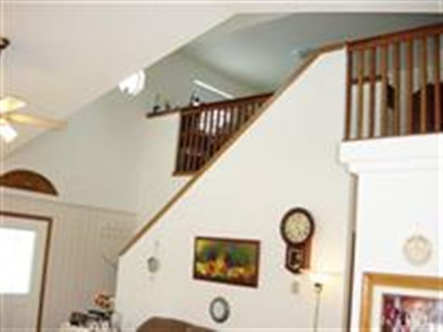 6930 North Harvard Road Newman Lake, WA 99025 - Photo 8 of 9 Gallery Image 8