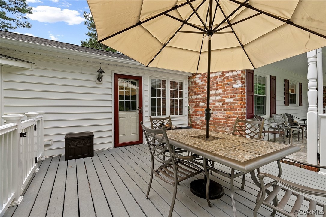 3611 Tanby Road Richmond, VA 23235 - Photo 47 of 49 Deck off of Dining/Great Room