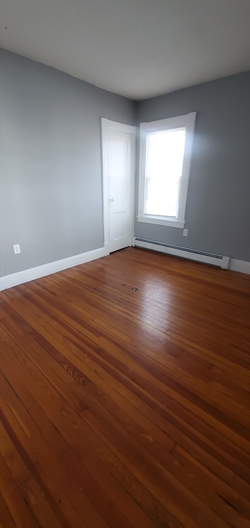 122 Middlesex Street Springfield, MA 01109 - Photo 14 of 31 Gallery Image 14