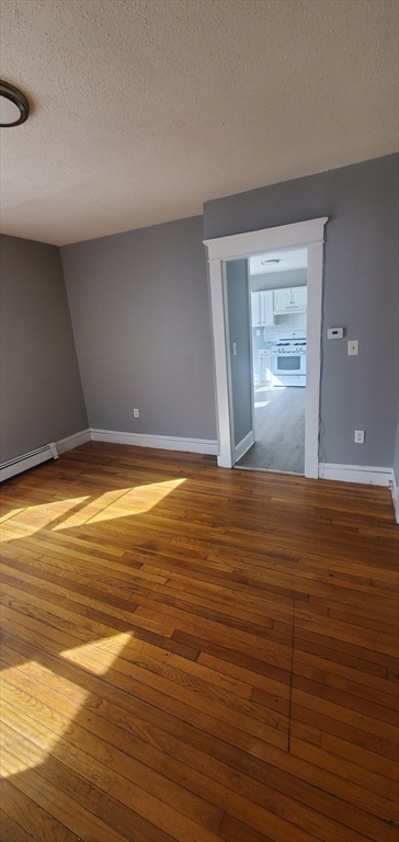 122 Middlesex Street Springfield, MA 01109 - Photo 17 of 31 Gallery Image 17