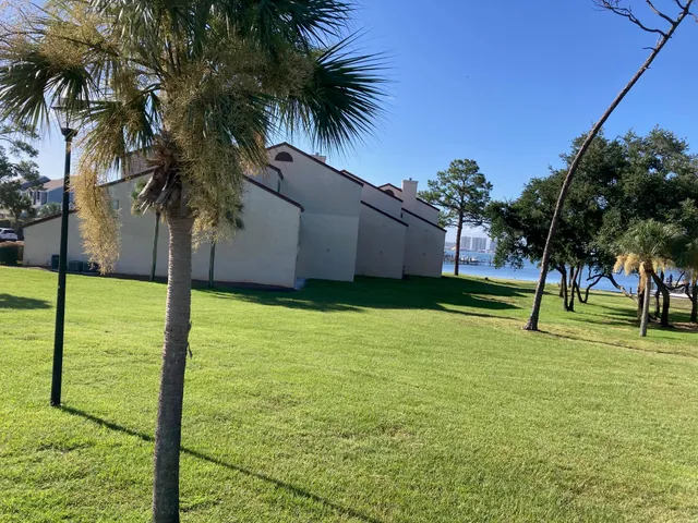 $195,000 | 8269 Navarre Parkway, Navarre, FL 32566