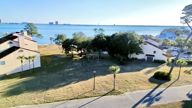 $195,000 | 8269 Navarre Parkway, Navarre, FL 32566