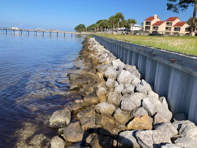 $195,000 | 8269 Navarre Parkway, Navarre, FL 32566