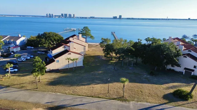 $195,000 | 8269 Navarre Parkway, Navarre, FL 32566