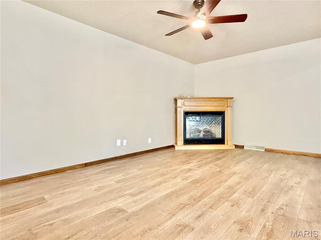 7404 Brown Street Moro, IL 62067 - Photo 5 of 41