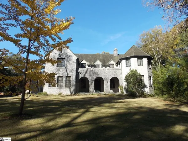 $567,000 | 905 East Greenville Street, Anderson, SC 29621