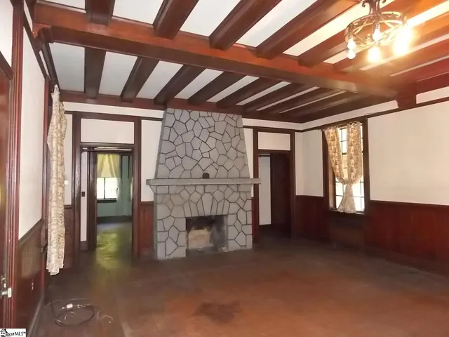 $667,000 | 905 East Greenville Street, Anderson, SC 29621