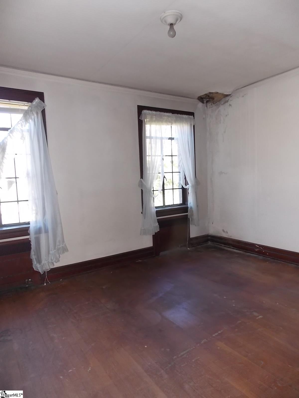 905 East Greenville Street Anderson, SC 29621 - Photo 27 of 38