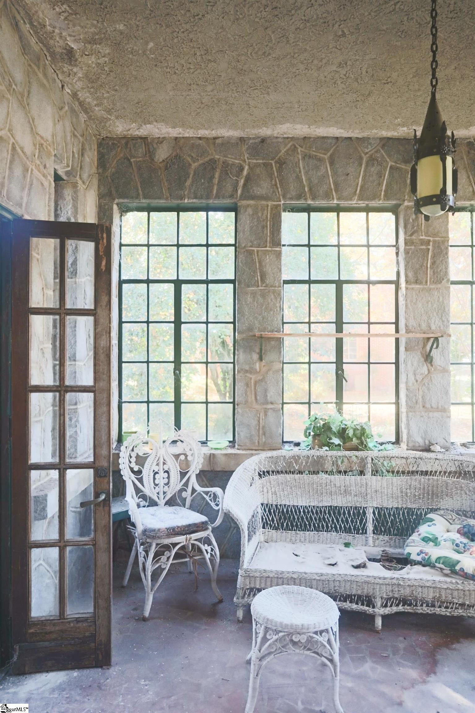 905 East Greenville Street Anderson, SC 29621 - Photo 32 of 38