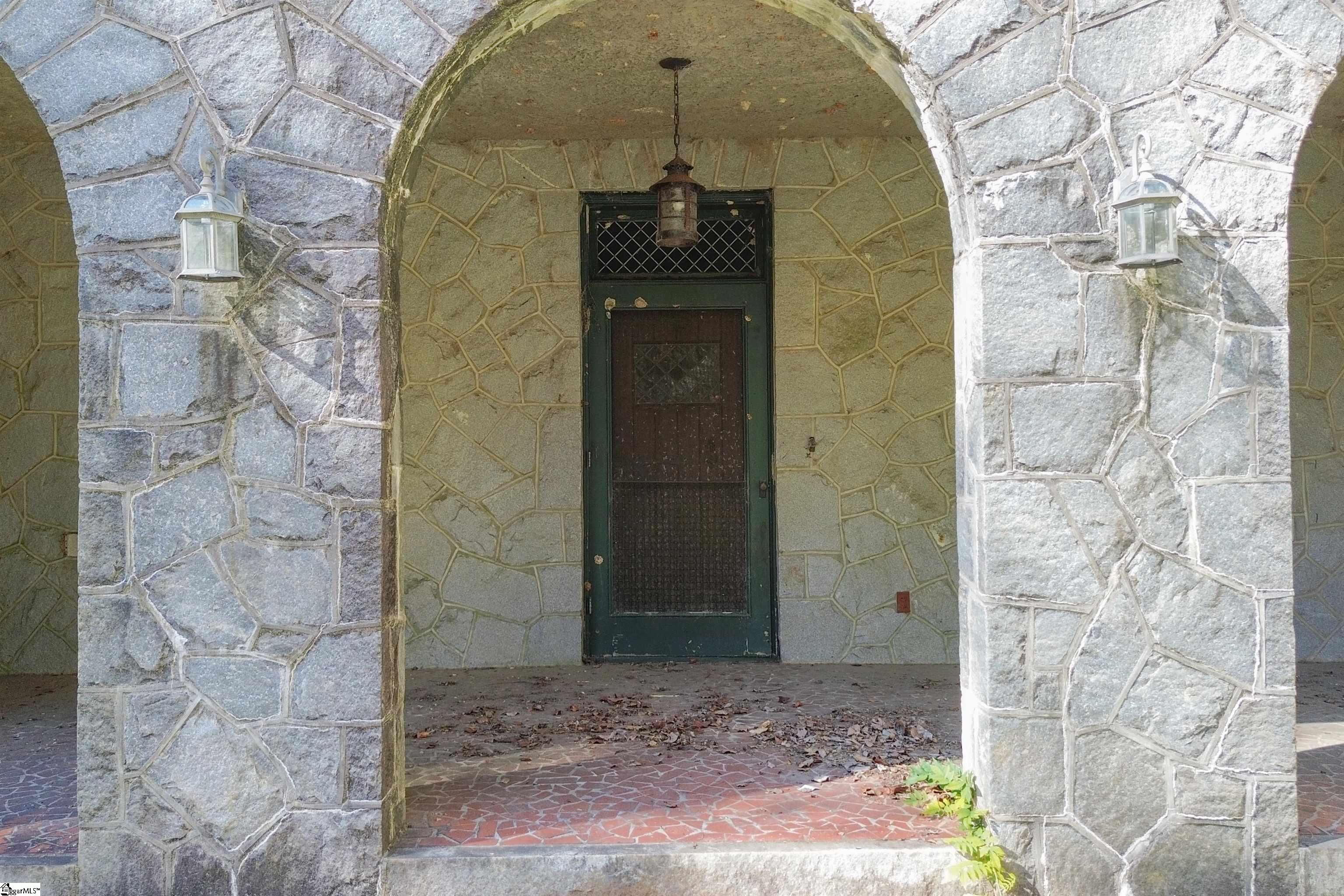 905 East Greenville Street Anderson, SC 29621 - Photo 37 of 38