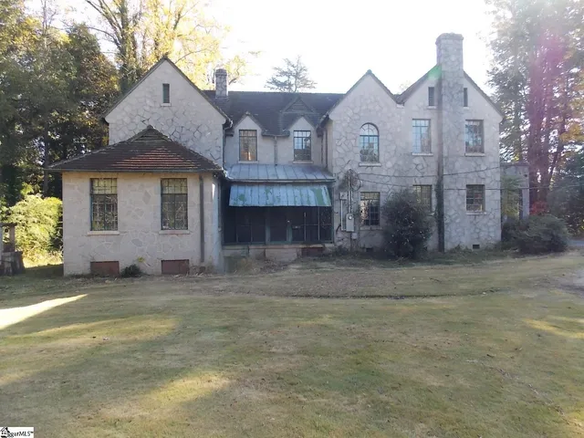 $667,000 | 905 East Greenville Street, Anderson, SC 29621