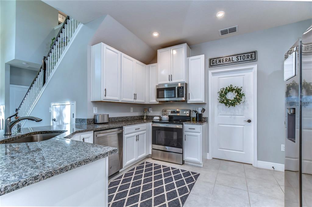 2938 Rambler Ivy Loop Brandon, FL 33510 - Photo 14 of 66