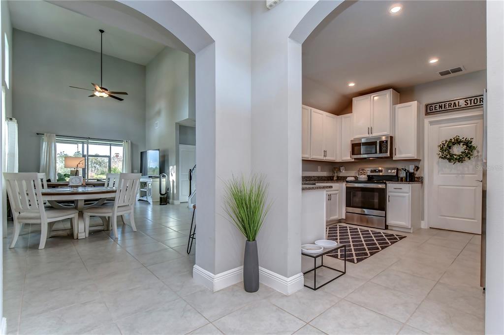 2938 Rambler Ivy Loop Brandon, FL 33510 - Photo 19 of 66