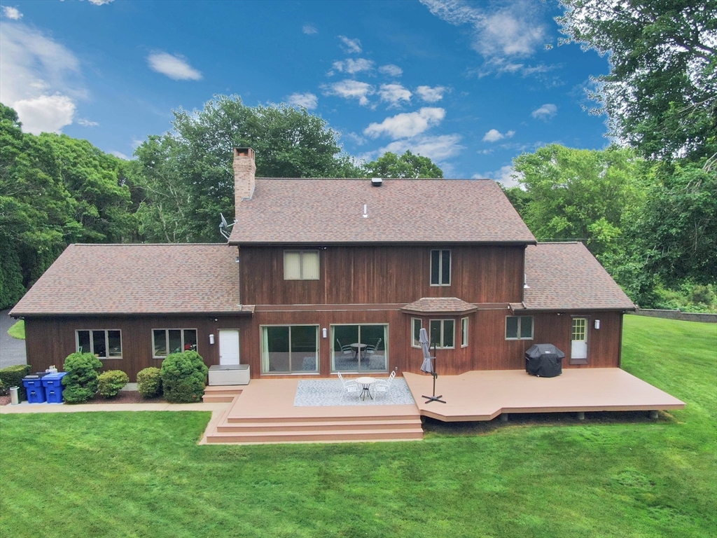 1 Homestead Road Bourne, MA 02562 - Photo 3 of 36