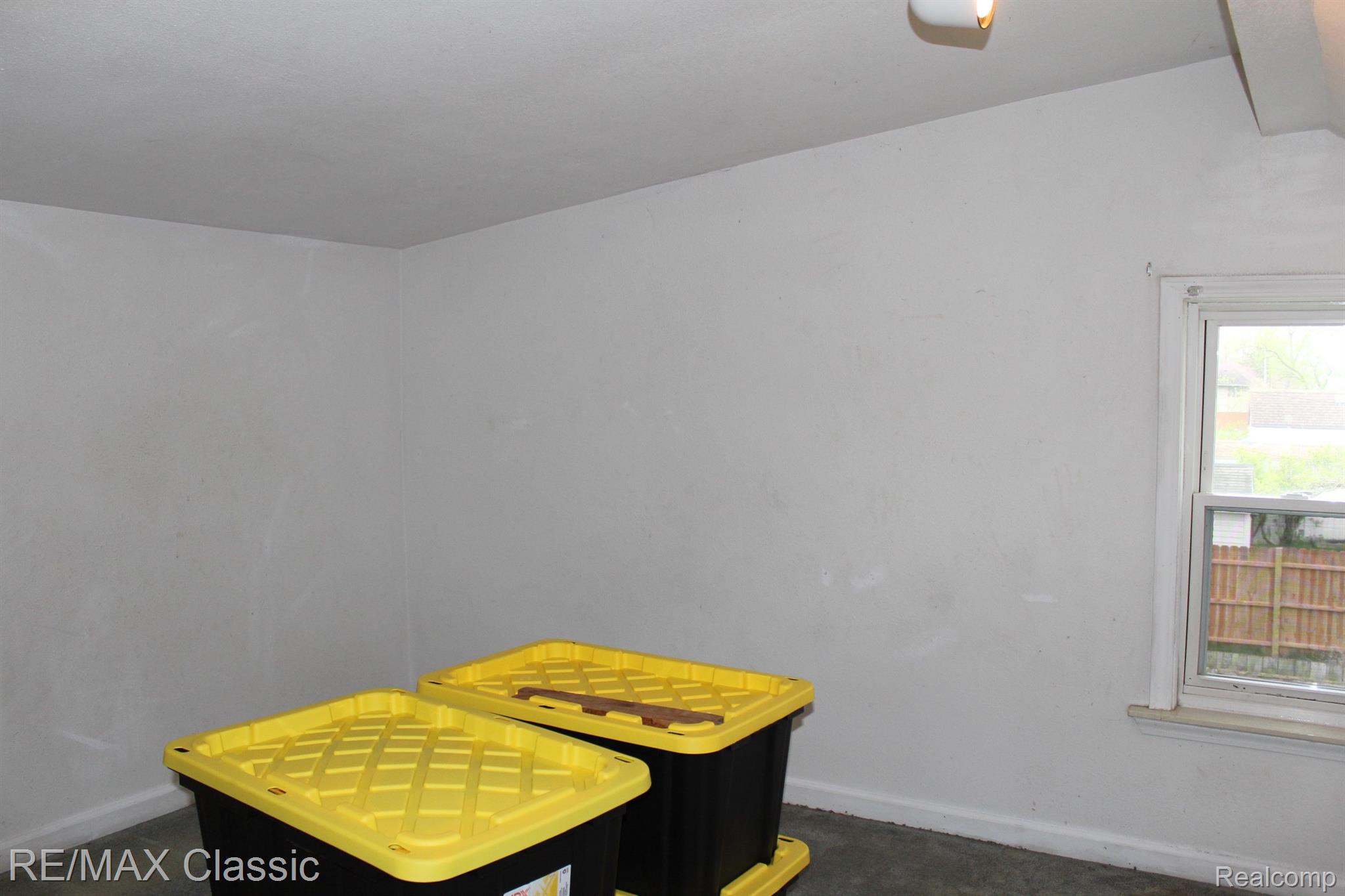 7922 Coyle Road Whitmore Lake, MI 48189 - Photo 10 of 18 Gallery Image 10