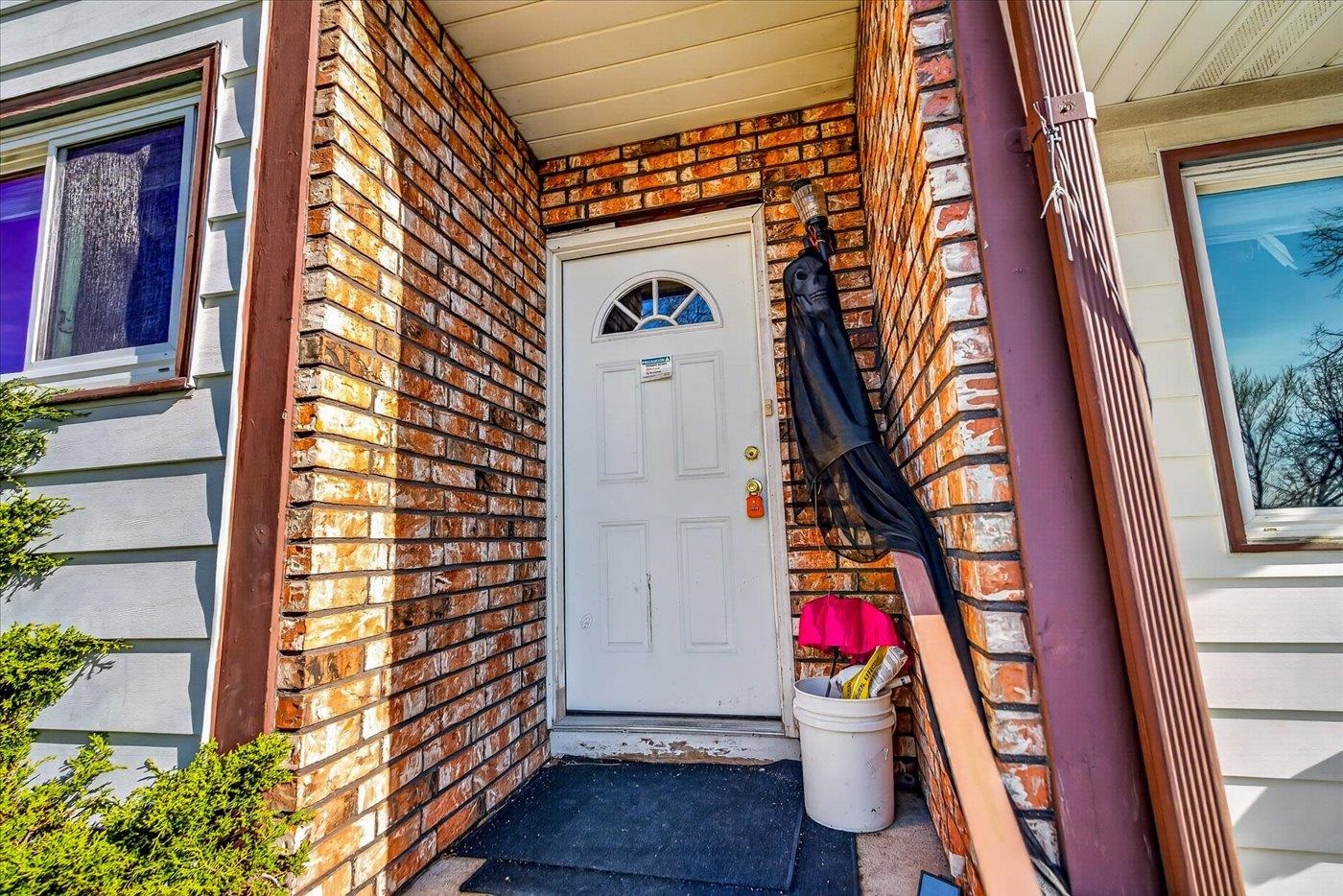 6418 Raymond Road Madison, WI 53711 - Photo 5 of 44