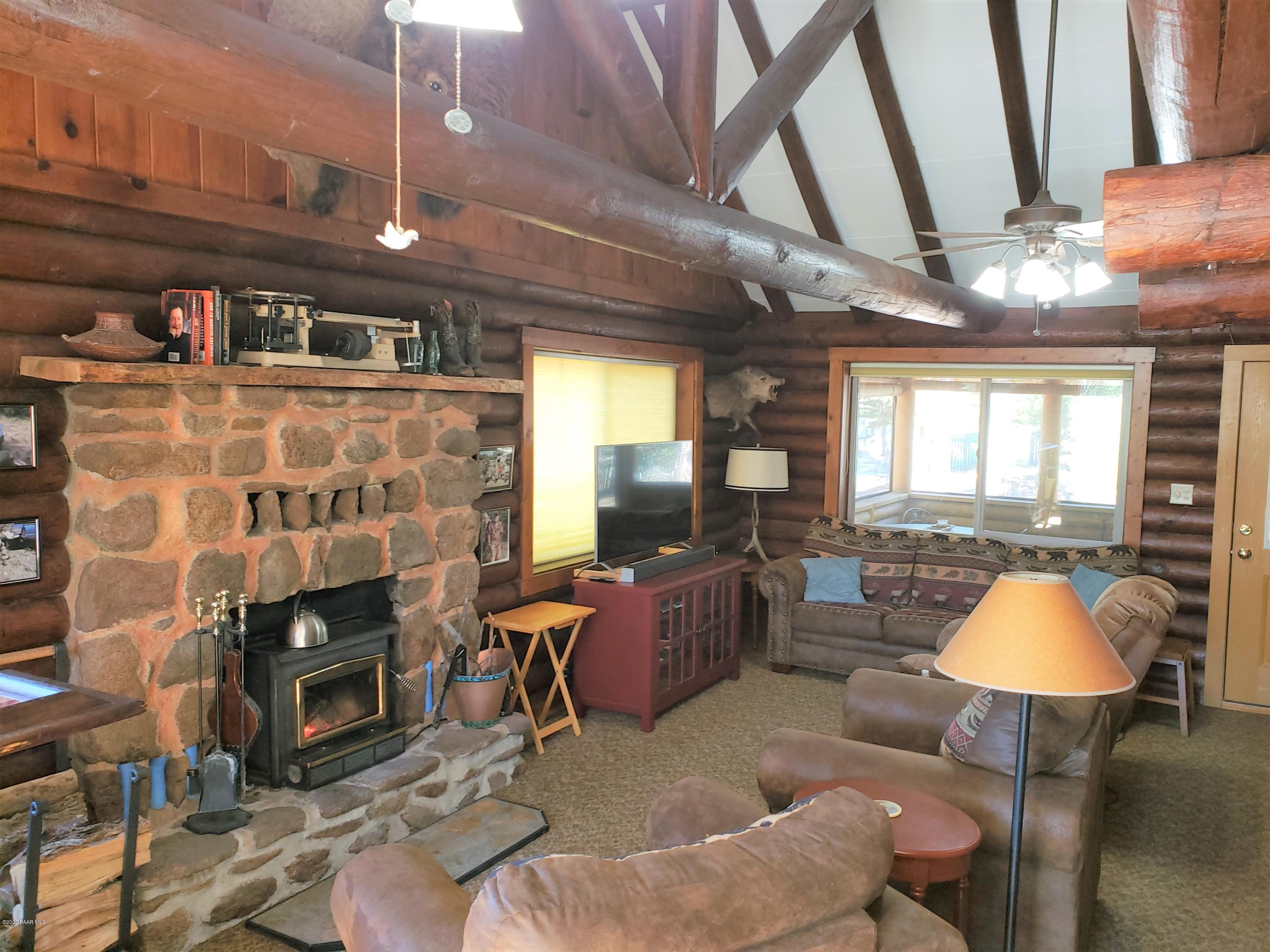1415 Libby Loop Road Prescott, AZ 86303 - Photo 5 of 26 Living Room