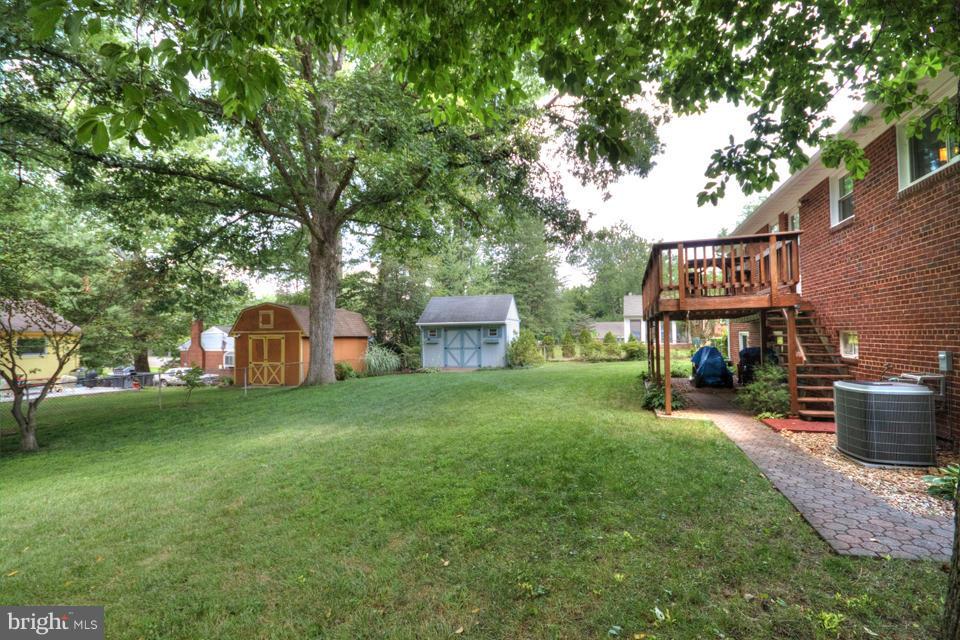 5804 Accomac Street Springfield, VA 22150 - Photo 25 of 29 Exterior (General)