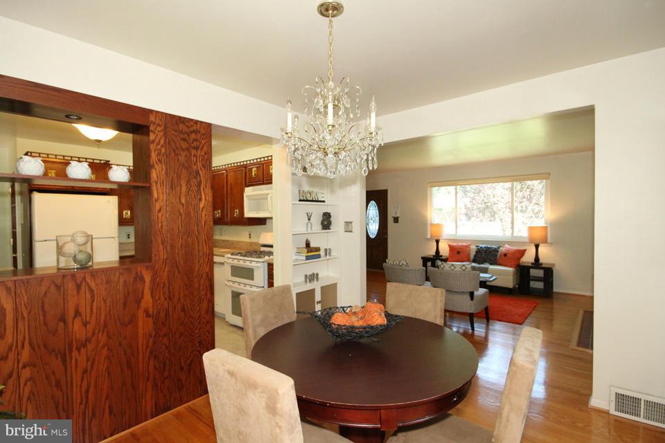 5804 Accomac Street Springfield, VA 22150 - Photo 8 of 29 Dining Room