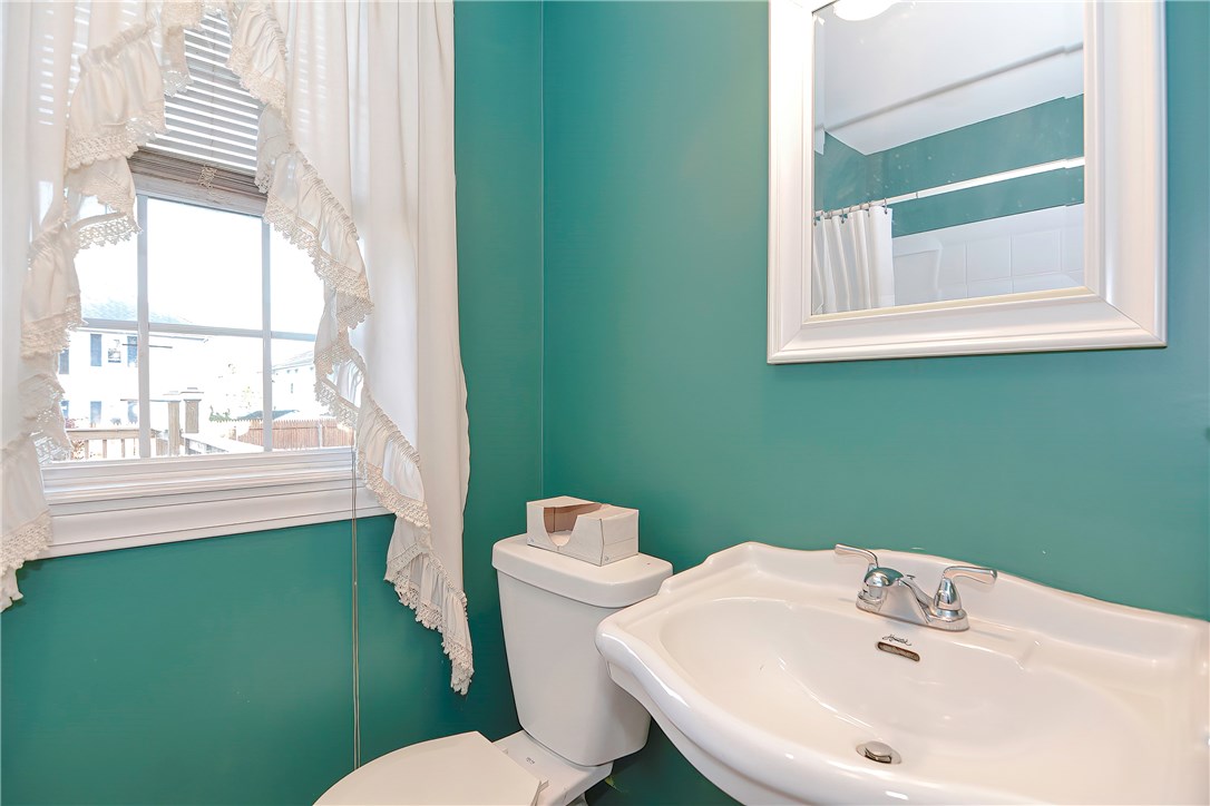 23 8th Avenue Woonsocket, RI 02895 - Photo 11 of 25 Gallery Image 11