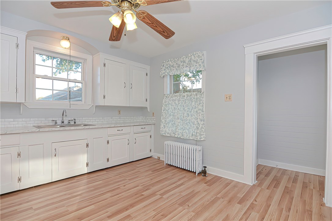 23 8th Avenue Woonsocket, RI 02895 - Photo 4 of 25 Gallery Image 4