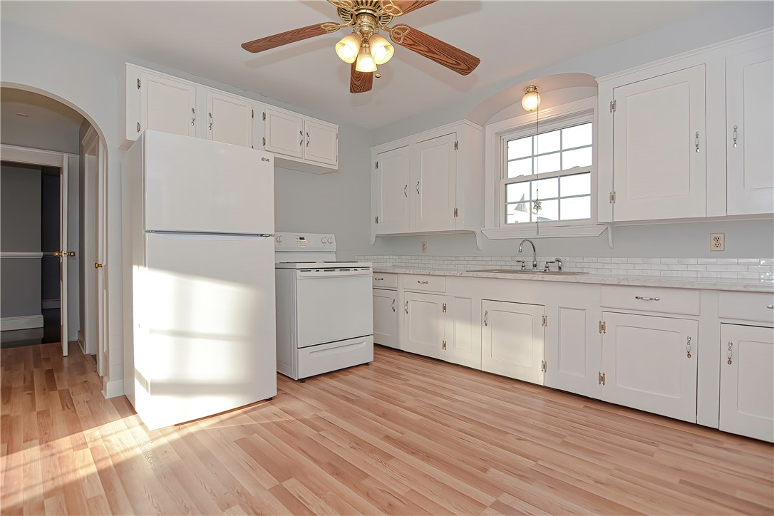 23 8th Avenue Woonsocket, RI 02895 - Photo 5 of 25 Gallery Image 5