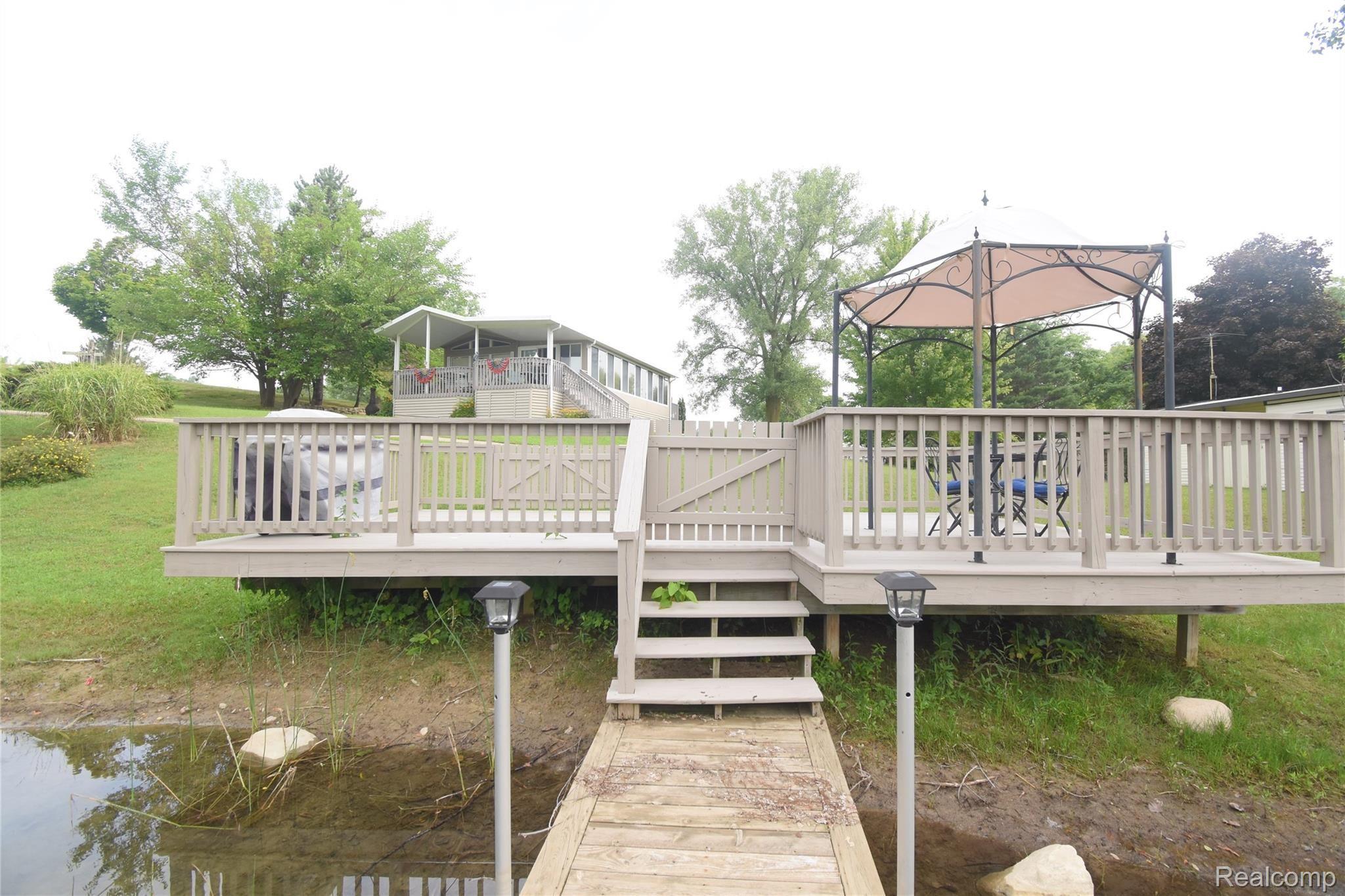 10001 Goodall Road, Unit 334 Durand, MI 48429 - Photo 5 of 26 5.JPG