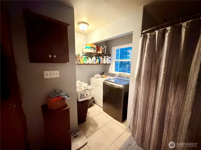 $474,000 | 5040 Southwest Lake Helena Road, Port Orchard, WA 98367