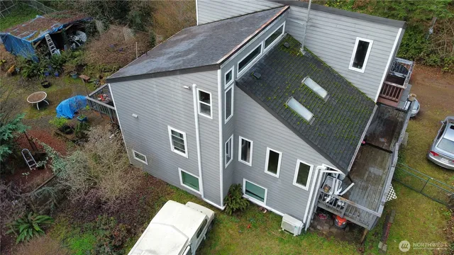 $474,000 | 5040 Southwest Lake Helena Road, Port Orchard, WA 98367