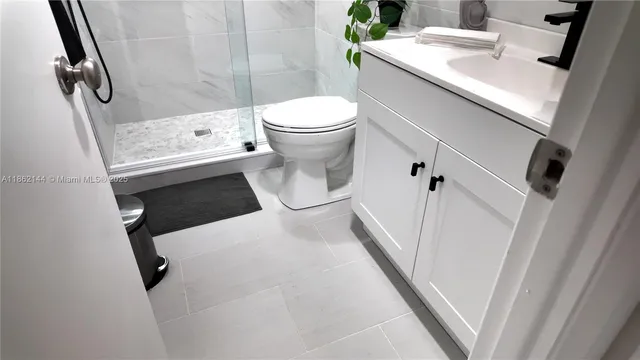 $1,899 | 5200 Washington Street, Unit 302, Hollywood, FL 33021