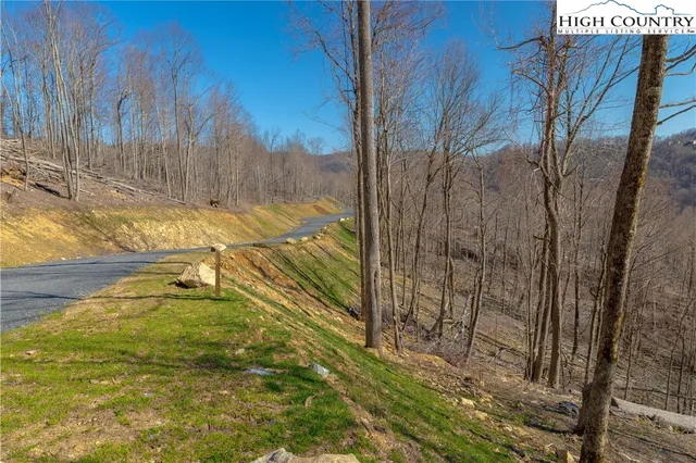 $239,900 | Lot 94 Bear Paw Road, Elk Park, NC 28622