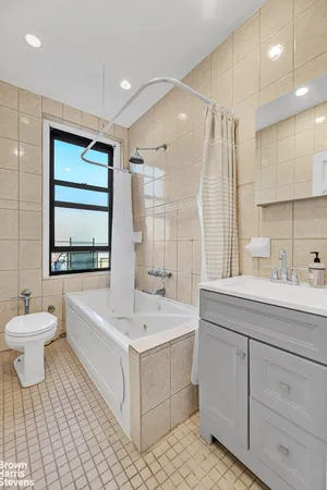 $180,000 | 825 Walton Avenue, Unit 5G | Concourse Village
