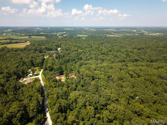 $275,000 | 292 Quail Trail, Uniontown, MO 63783